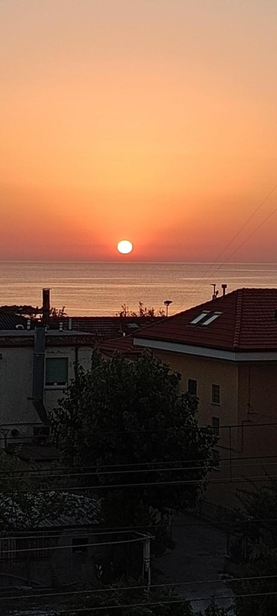 Se041 - Senigallia, Quadrilocale Accessoriato A 150Mt Dal Mare Exterior foto